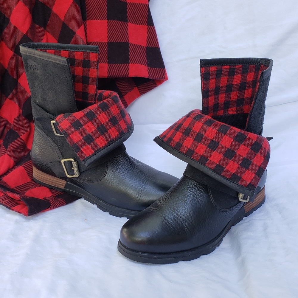 Sorel Major moto boots